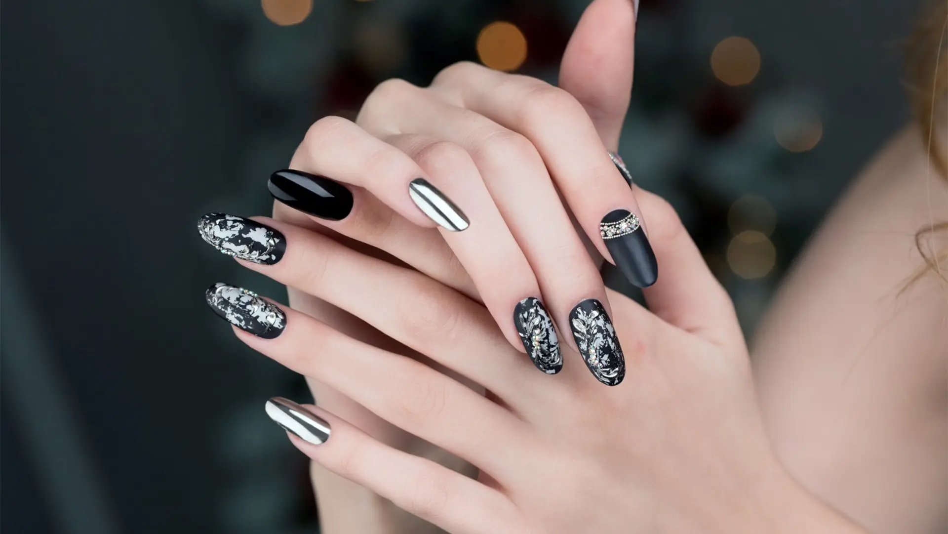 İçmeler Protez Tırnak